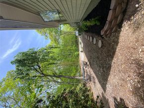 64 HOLLOW ROAD Hollow, Stony Brook NY 11790