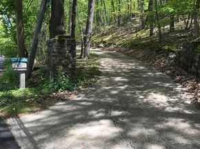 64 HOLLOW ROAD Hollow, Stony Brook NY 11790