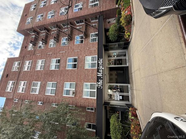 11020 71st Avenue 319, Forest Hills NY 11375