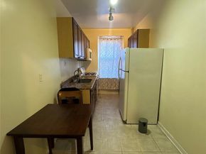 62-64 Saunders Street D2, Rego Park NY 11374