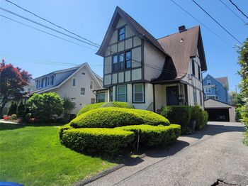 40 Longview Avenue