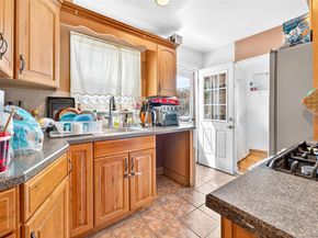 588 Newton Avenue, Uniondale NY 11553