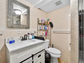 588 Newton Avenue, Uniondale NY 11553