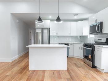 245-33 147 rd