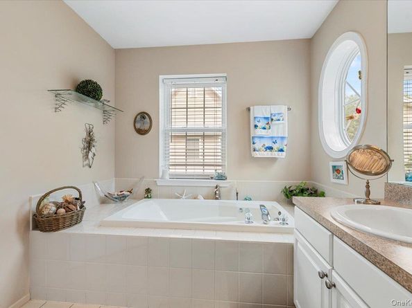 108 Joseph Lane, Dix Hills NY 11746