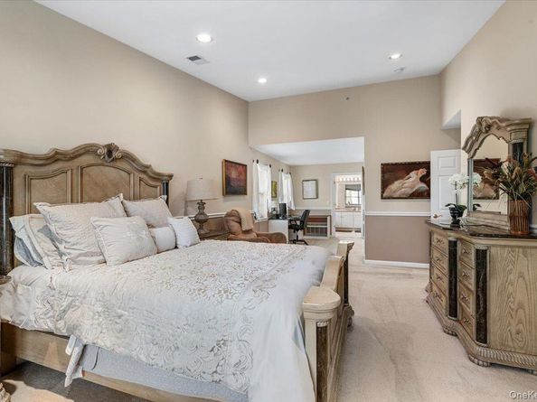 108 Joseph Lane, Dix Hills NY 11746