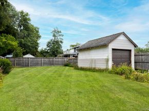 86 N Bayview Avenue, Freeport NY 11520