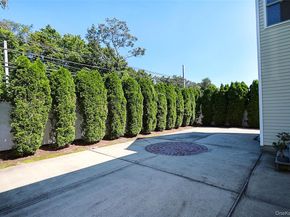 27 Dale Drive, Farmingdale NY 11735