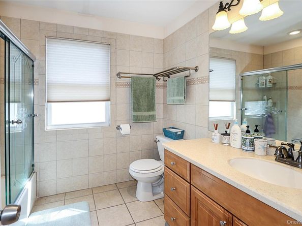 27 Dale Drive, Farmingdale NY 11735