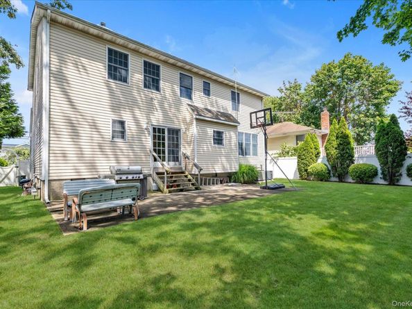 1674 Birch Drive, Merrick NY 11566