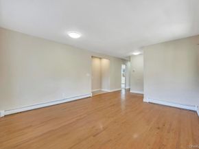 5 wolf hill road, Huntington Station NY 11746