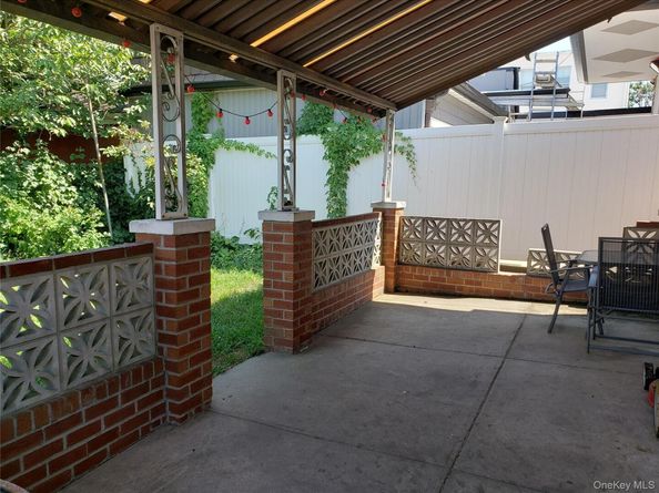77-29 80th Street, Glendale NY 11385