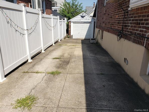 77-29 80th Street, Glendale NY 11385