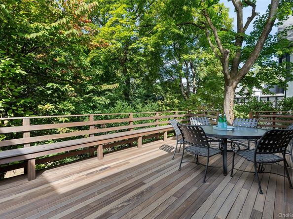 3 Walworth Avenue, Scarsdale NY 10583
