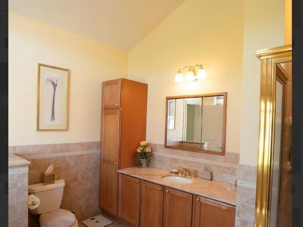 131 Emilys Way, East Setauket NY 11733