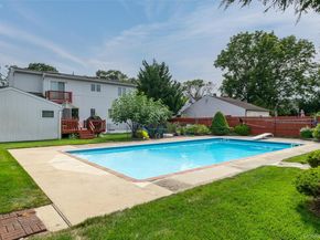 27 Beverly Road, Farmingdale NY 11735