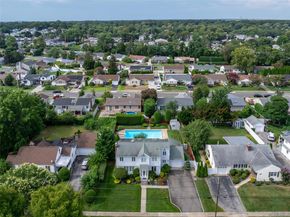 27 Beverly Road, Farmingdale NY 11735