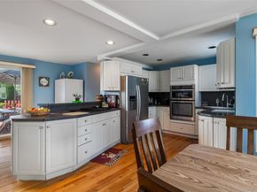 27 Beverly Road, Farmingdale NY 11735