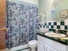 27 Beverly Road, Farmingdale NY 11735
