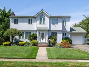 27 Beverly Road, Farmingdale NY 11735