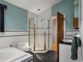 27 Beverly Road, Farmingdale NY 11735