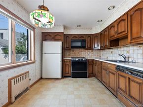 7214 72 Place, Flushing NY 11385