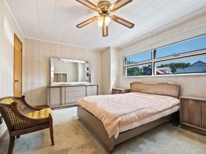 7214 72 Place, Flushing NY 11385