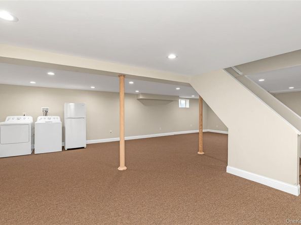 1983 Dutch Broadway, Elmont NY 11003