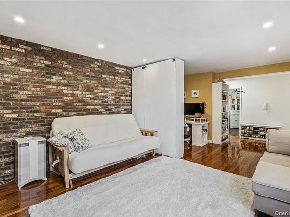 144-55 Melbourne Avenue 6E, Flushing NY 11367
