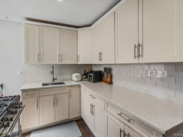 144-55 Melbourne Avenue 6E, Flushing NY 11367