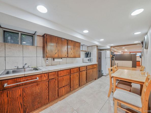 64-39 83rd Street, Middle Village NY 11379