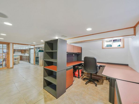64-39 83rd Street, Middle Village NY 11379