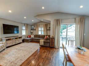 75 Bar Beach Road, Port Washington NY 11050