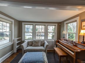 75 Bar Beach Road, Port Washington NY 11050