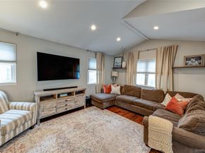 75 Bar Beach Road, Port Washington NY 11050