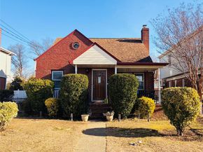 272 Jefferson Avenue, Franklin Square NY 11010