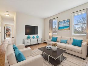 129 E Woodside Avenue, Patchogue NY 11772