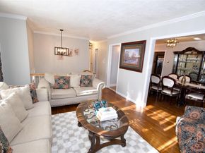 528 14th Street, West Babylon NY 11704