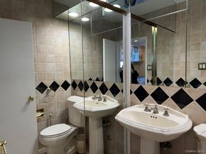 27110 Grand Central Parkway 19R, Floral Park NY 11005