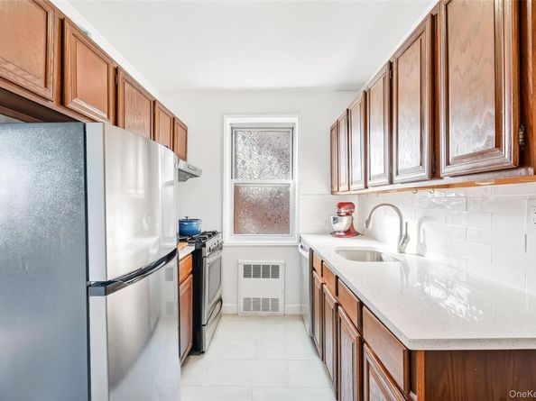 609 Palmer Road 5L, Yonkers NY 10701