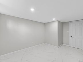 21739 114th Road, Cambria Heights NY 11411