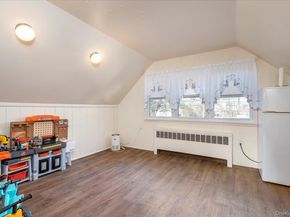 1 Salem, Hicksville NY 11801