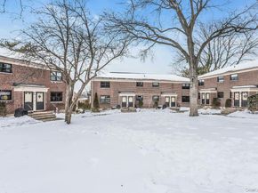 219-35 75th Avenue 299B2, Oakland Gardens NY 11364