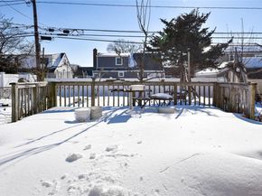 25 Westbury Avenue, Plainview NY 11803