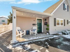 10 Petal Lane, Hicksville NY 11801