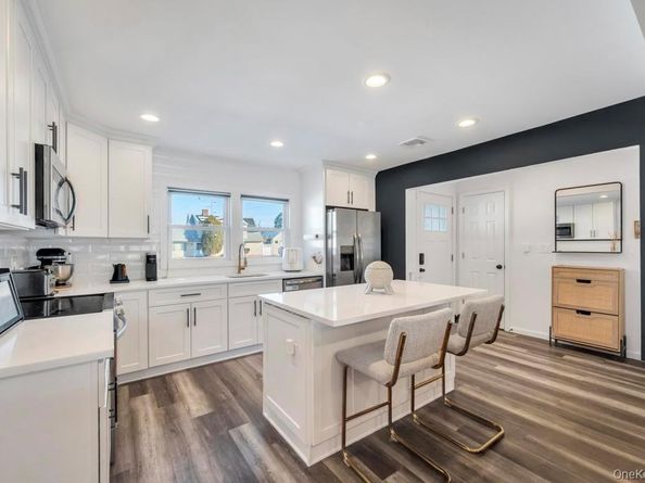 10 Petal Lane, Hicksville NY 11801