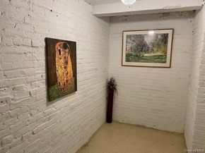 41-16 47 Avenue 6F, Sunnyside NY 11104