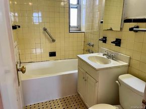 41-16 47 Avenue 6F, Sunnyside NY 11104