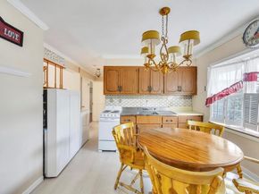 10 Grape Lane, Hicksville NY 11801