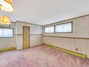 10 Grape Lane, Hicksville NY 11801